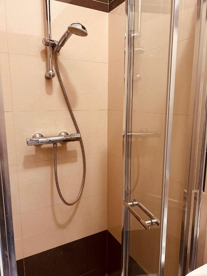 Kr Apartament Краків Екстер'єр фото